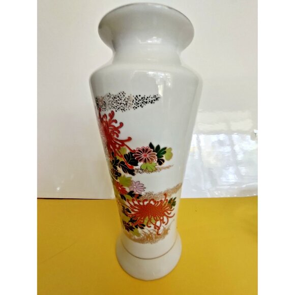 Oriental Porcelain Vase 10" tall, Made in Japan Orange Floral - Picture 4 of 9